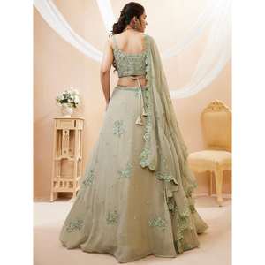 Superbe Sangeet brodé en vert Pista Semi-Cousu Vêtements Lehenga Choli par Zeel - Product Image 3