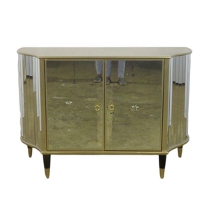 Tủ Gương Sang Trọng Cho Phòng Khách Hoặc Tấm Kính Chức Năng Tự Chọn Trong Phòng Ăn Để Trang Trí Nội Thất Gia Đình Phong Cách Venice - Product Image 1