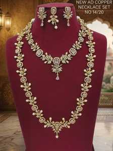 New Ad Stainless Steel Gold Plated Crystal Rhinestone Flower Design Wedding Jewelry Women's Classic Style Latest Designed <b>Set</b> - Product Image 3