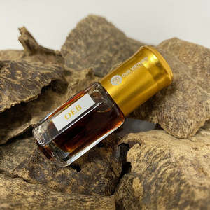 Huile Essentielle Pure d'Agarwood du Vietnam Grade B Oud Boisé 3ml Distillée à l'Eau - Product Image 2
