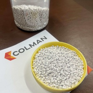 Granulés de masterbatch blanc Colman ABS Roma les plus vendus pour l'extrusion et le moulage par injection de plastique, offrant une consistance optimale - Product Image 1