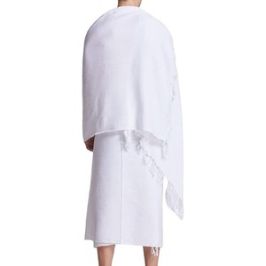 Ihram élégant en coton 100% à faible MOQ, design premium, deux pièces sans manches pour le Hajj et l'Omra - Product Image 3