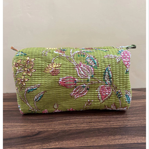 100% Cotton Quilted Letter Print Zipper Closure Lightweight Eco-Friendly <b>Small</b> Capacity Cosmetic Bag for Travel & Daily Use - Product Image 1