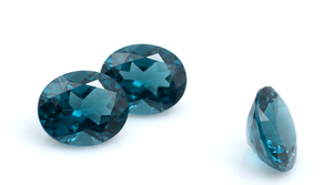 Hermosa piedra preciosa de topacio azul de Londres, forma ovalada, tamaño 8x6 mm, topacio azul suelto, corte facetado, piedra semipreciosa, regalo para ella. - Product Image 2