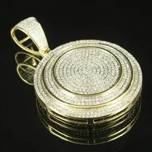 Pendentif rond en or style Hip Hop Iced Out, médaillon micro-pavé de diamants, collier de luxe avec breloque cercle bling pour hommes - Product Image 1
