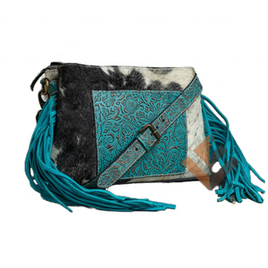 Sac à bandoulière bohème en cuir de vachette véritable avec franges à pompons turquoise, fermeture à boucle à sangle unique pour femme - Product Image 1