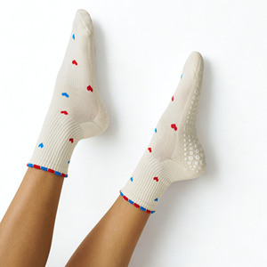 <b>Custom</b> Logo Heart Pattern Ankle <b>Grip</b> <b>Socks</b> Anti Slip Cotton Casual Daily Wear - Product Image 3