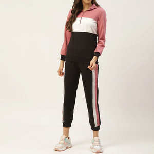 Chándal Deportivo para Mujer de Primera Calidad, Hecho con Materiales Cómodos, Disponible en Diferentes Tallas - Product Image 1