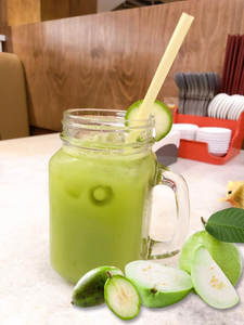 Zumo de Ambarella congelado de origen vietnamita listo para beber o mezclar con otros zumos a granel precio de exportación - Product Image 3