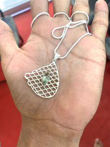 จี้เงินแท้สเตอร์ลิงคุณภาพสูง งานแฮนด์เมด ประดับด้วยพลอยอะเมทิสต์สีเขียวทรงมาร์คีส์ธรรมชาติ เครื่องประดับเรียบหรูสำหรับผู้หญิง - Product Image 2