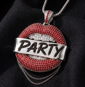 Collier pendentif lèvre Iced Out en laiton plaqué or avec micro-incrustations de zircon, bijoux hip-hop pour hommes - Product Image 4