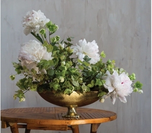 Jarrón de Metal con Pedestal Dorado Antiguo - Elegante Recipiente Floral con Base para Centros de Mesa de Boda y Decoración de Hogar de Lujo - Product Image 3