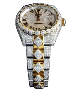 Montre de luxe entièrement personnalisée pour homme, sertie de diamants Moissanite, en acier inoxydable, lunette dorée, diamants VVS - Product Image 1
