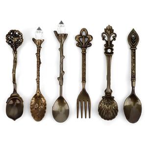 Ensemble de couverts sculptés antiques de vente chaude-Ensemble de couverts antiques de 6 pièces au design vintage pour la fête, le mariage et les cadeaux - Product Image 1