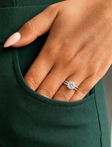Sparkly 6MM Round Cut Moissanite Anniversary <b>Ring</b> 925 <b>Silver</b> 4 Prong <b>Solitaire</b> Fine Jewelry For Partner - Product Image 6