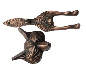 Pegajo de puerta de hierro fundido macizo estilo vintage antiguo con cabeza de zorro - Product Image 2