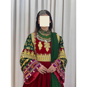 Vestido Afgano Tradicional de Alta Calidad, Pieza Antigua Increíble, Vestido de Mujer Afgana con Diseño Zari, Hecho a Mano, Estilo Kuchi - Product Image 5