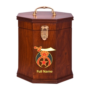 Estuche de madera personalizado para fez Shriners con nombre personalizado, emblema de la francmasonería, asa de transporte y cierre para guardar el fez masónico. - Product Image 3