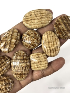 Orgonite Jaune Naturelle Cabochon Pierre Précieuse en Vrac Formes Mixtes 20-30mm Prêt à Expédier Commandes Personnalisées Livraison Rapide - Product Image 3