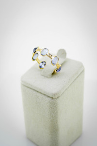 Anillo de Tanzanita Azul Violeta Natural y Racimo de Diamantes en Oro Amarillo Sólido de 18K, Anillo de Perfil Bajo con Halo de Flores y Gema Ovalada - Product Image 4