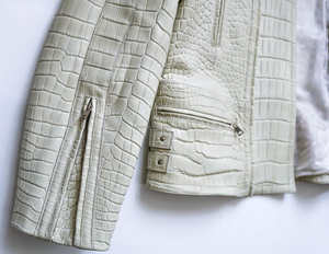 High Quality Customized <b>Cow</b> Skin Canvas Winter Bomber Jacket for Men Waterproof & Windproof Front Logo Vintage Style - Product Image 3