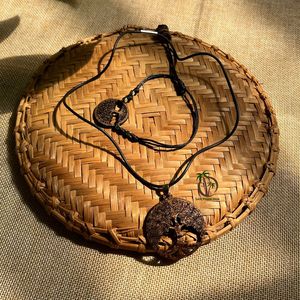 Vente en gros de bijoux uniques et naturels en noix de coco et acier, fournisseur de bijoux en noix de coco du Vietnam - Product Image 4