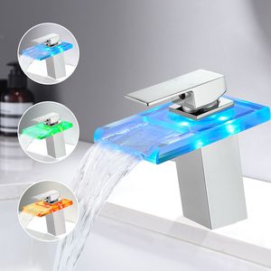 Rubinetto per Lavabo Bagno con Luce LED, 3 Colori Cangianti, Cascata in Vetro, Miscelatore Acqua Calda e Fredda, Monocomando da Appoggio - Product Image 3