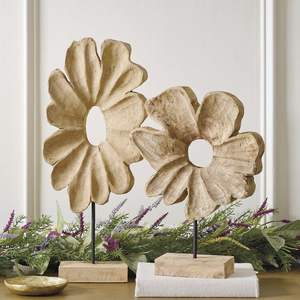 Centre de table en bois de grande qualité à prix raisonnable pour l'agencement de dîner d'anniversaire et la présentation d'arrangements romantiques avec des bougies. - Product Image 1