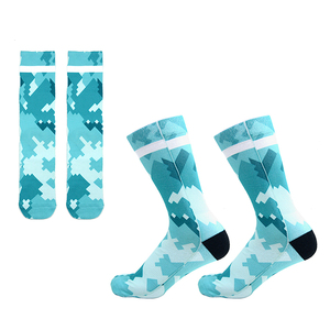 Calcetines Deportivos Desechables Antideslizantes, Transpirables y Ecológicos de Último Diseño con Impresión de Logotipo Personalizado, Nueva Colección - Product Image 2
