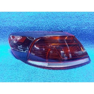 Luz Trasera Izquierda Usada CC 3C8945207AP - Product Image 1