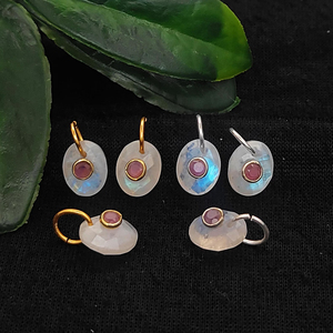 Abalorios de Labradorita Ovalados de 10x8mm con Doble Piedra, Chapados en Oro sobre Plata 925, con Anillo de Salto, Abalorios de Labradorita para Joyería Curativa - Product Image 3
