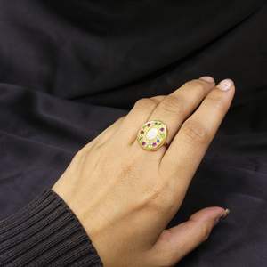 Anillo de Compromiso Clásico y Tradicional con Ópalo y Topacio Multicolor, Chapado en Oro sobre Plata de Ley, Anillos Finos y Elegantes - Product Image 3