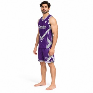 Ensemble d'uniformes de basketball respirant, maillot et short athlétiques légers, tenue de sport d'équipe pour l'entraînement, la compétition et les entraînements sportifs - Product Image 3
