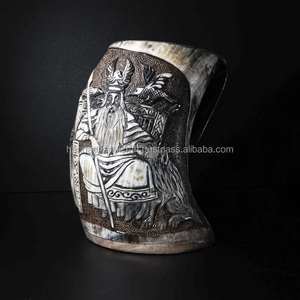 Mug en corne de Viking de haute qualité avec base en bois, artisanat naturel le plus vendu pour les fêtes et les mariages - Product Image 6