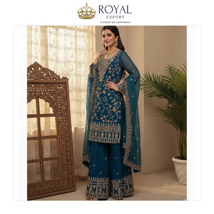 Jimmy Silk Sharara Takım Elbisesi, İşlemeli Pullu Süslemelerle, En Kaliteli Hint Tasarımcı Kıyafetleri Koleksiyonundan Çok Satanlar Arasında. - Product Image 2