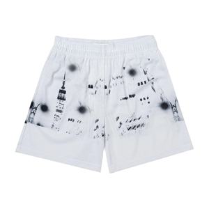 Shorts de sport pour hommes, couleur unie, confortables, taille mi-haute, fermeture à cordon, ventilation en maille, séchage rapide, écologiques - Product Image 1