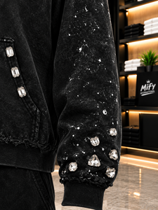 Sweat à capuche noir vintage pour homme avec fermeture éclair, strass et logo brodé effet vieilli, design streetwear - Product Image 3