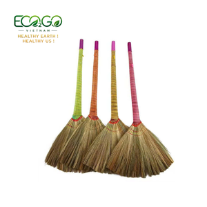 Balai à herbe pour balayage des sols, balai de nettoyage naturel fait main, usage domestique intensif, fournisseur OEM Export Eco2go Vietnam - Product Image 1