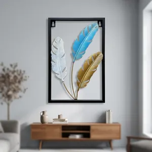 Décoration murale moderne de luxe en métal doré et blanc avec plumes, sculpture murale élégante avec cadre, décoration murale suspendue - Product Image 6