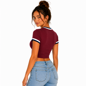 Camiseta Deportiva Premium de Manga Corta con Bloques de Color, Corte Ajustado, Transpirable, Cuello Redondo, Logotipo en Contraste, Estilo Retro - Product Image 6