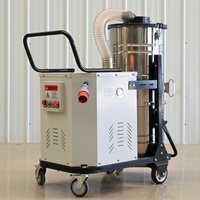 Aspiradora Industrial Trifásica de 3kW para Sólidos y Líquidos con Varilla de Limpieza de Filtro