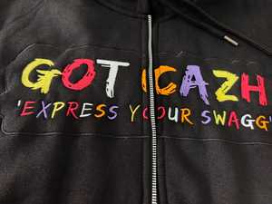 เสื้อฮู้ดซิปปักลาย Got Cazh สำหรับผู้ชาย เสื้อสเวตเชิ้ตผ้าฟลีซลำลอง โลโก้ด้านหน้า ทรงปกติ ใส่ได้ในฤดูใบไม้ร่วง สไตล์ใหม่ 2026 - Product Image 5