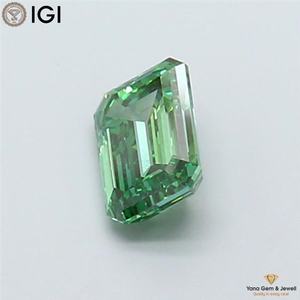 Fancy Vivid <b>Green</b> Color VVS2 Clarity Emerald Cut 1.00 CARAT CVD Lab Grown Diamond with IGI Certificate for Stylish Custom Ring - Product Image 3