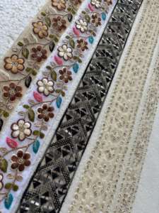 Ribete de encaje de red con flores 3D bordadas florales surtidas, de poliéster ecológico, para vestido de novia, manualidades DIY, venta al por mayor y exportación. - Product Image 4