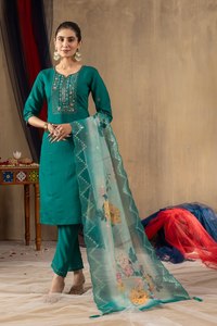 Conjunto de Traje Étnico de Seda Romana de Lujo con Kurti Bordado y Dupatta de Chanderi, Ropa Festiva para Mujer - Product Image 1