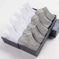 Chaussettes de sport antidérapantes pour femmes, en coton et fibre de bambou, personnalisables, pour le Pilates et le football, collection 2026, vente en gros, qualité OEM supérieure, pour usage quotidien, à manchette, séchage rapide
