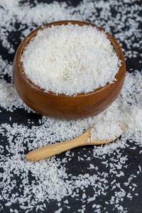 Ingrediente para Repostería, Coco Deshidratado en Hojuelas Finas y Medianas, Alto Contenido de Grasa 65%, Bajo Contenido de Grasa 35%, 10kg 25kg, Fábrica en Vietnam - Product Image 2