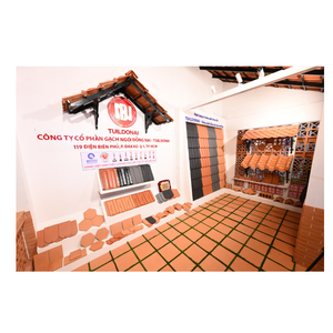 Thick Solid Terracotta Square Outdoor <b>Floor</b> Tiles Red/Pink <b>Matte</b> Color Vietnam Made 7200 Pieces Classic Round-spot 20mm - Product Image 1