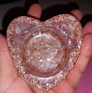 Heart-Shaped Resin Crafts Candle Holder for Home Decor Christmas Table Decor Gift for <b>Mother</b> Lantern Style - Product Image 5