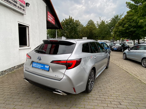 Toyota Corolla Touring Sports 1.8 Hybride HEV Team D, Berline Familiale Économe en Carburant, Importation Japonaise, Faible Kilométrage - Product Image 5